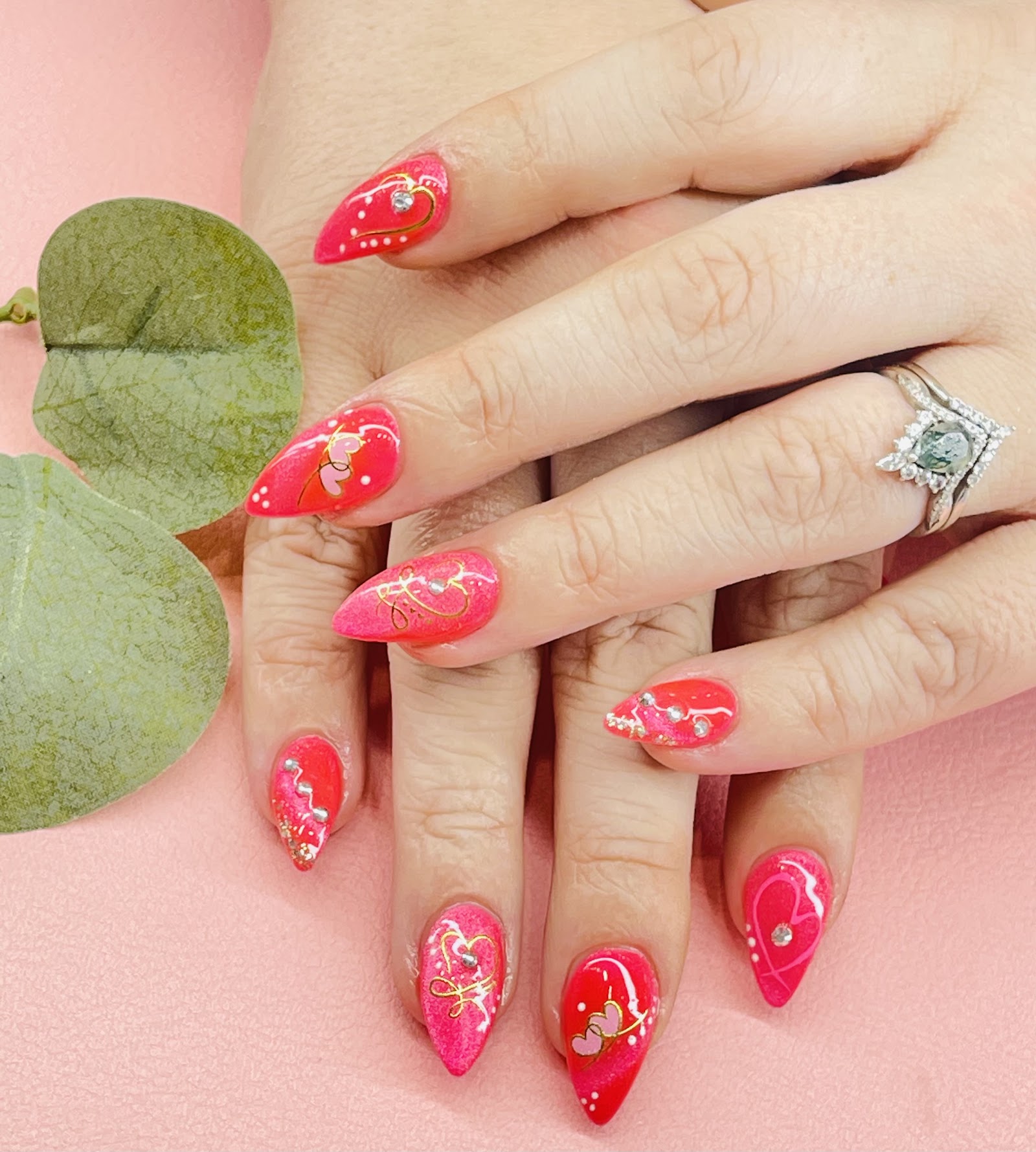 Grace Nails logo